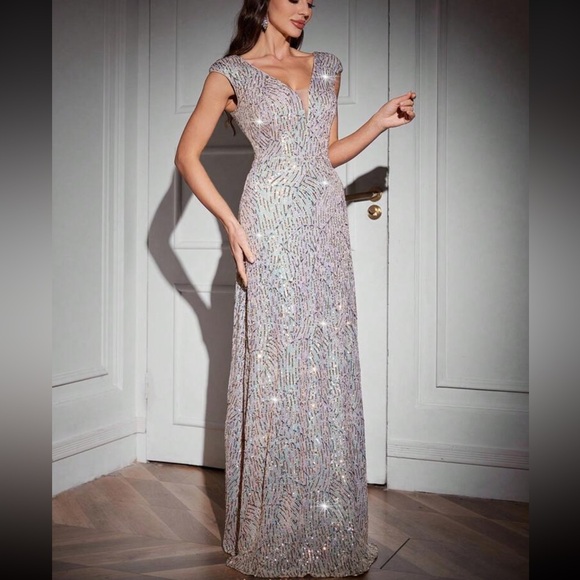 Luxe V neck party formal prom sequins gown dress - Picture 5 of 6